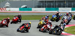 Onlinehandel für Motorrad-Rennsport Artikel