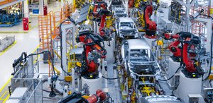 Dienstleistungsgruppe im Bereich Intralogistik, Fabrikplanung, Maschinenbau und Fertigungstechnik